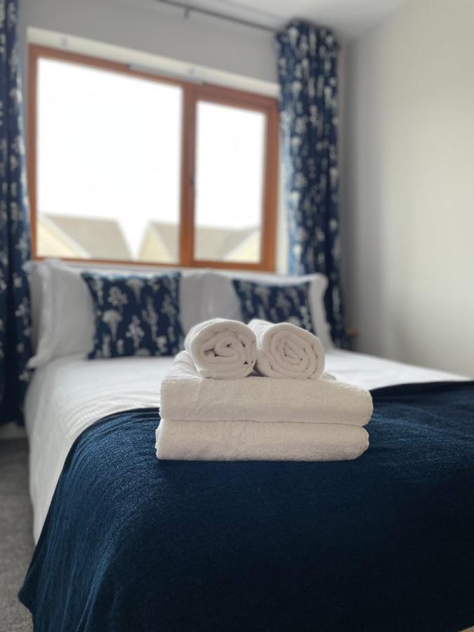 Private Double Room & Bathroom นาส ภายนอก รูปภาพ